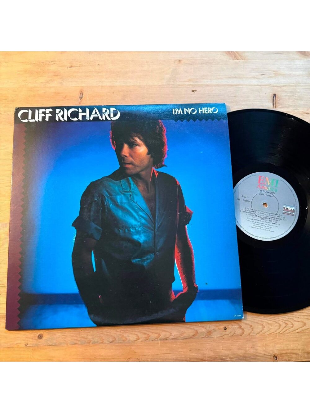 Cliff Richard - I'm no Hero 33rpm VG+ VR24